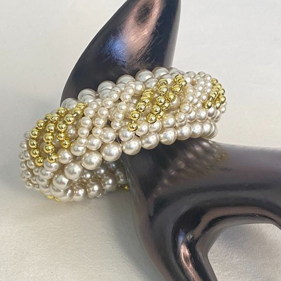 Beaded Stretch Bracelet Chunky Gold Tone And Pearlesque Layered Pattern - Picture 2 of 8